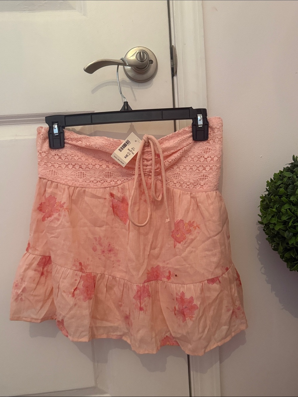Aeropostale Pink Floral flowy tube top (nwt)
